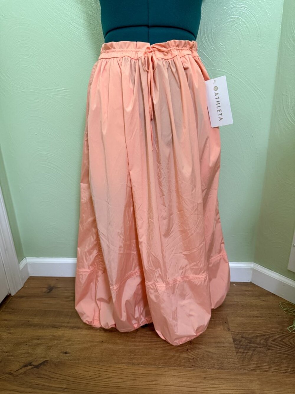Athleta Trade Winds Maxi Skirt – Guava – New With Tags – Water & Wind Resistant - Picture 3 of 11
